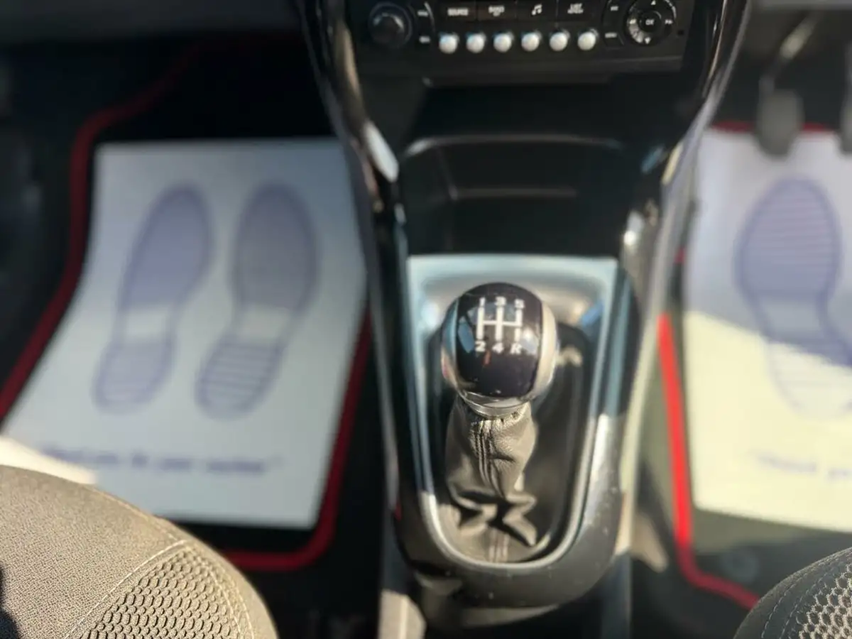 2011-citroen-ds3-16-dstyle-plus-big-29