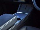 2022-tesla-model-y-e-long-range-small-17