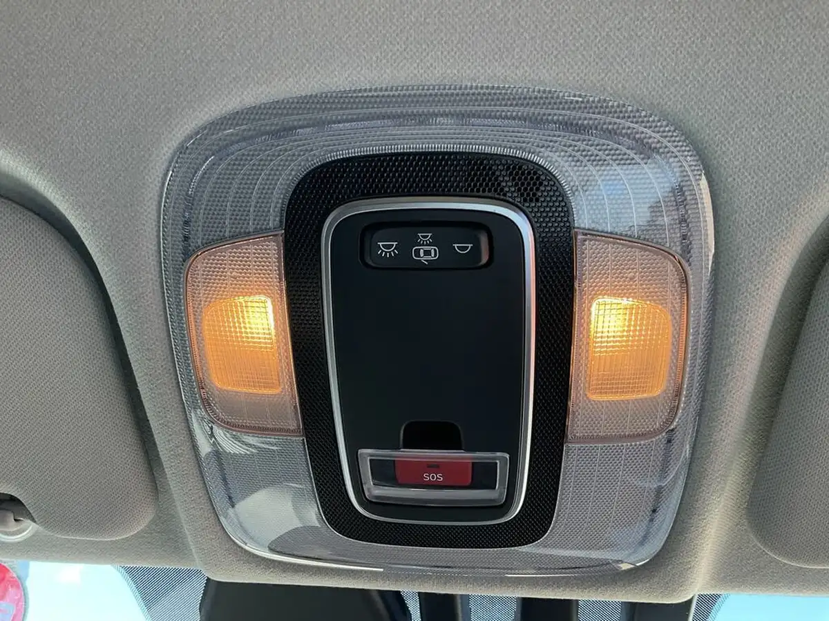 2022-hyundai-bayon-10-t-gdi-premium-100ps-dct-big-25