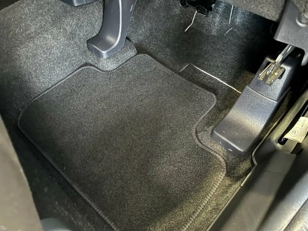 2018-mitsubishi-asx-16d-3-big-47