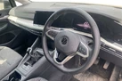 2022-volkswagen-golf-15-tsi-life-130ps-hatchback-small-38