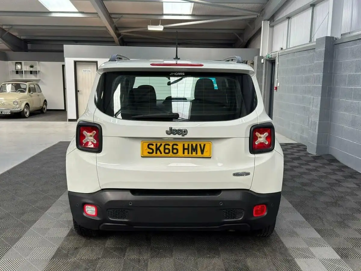 2016-jeep-renegade-16-multijet-ii-longitude-ss-big-13