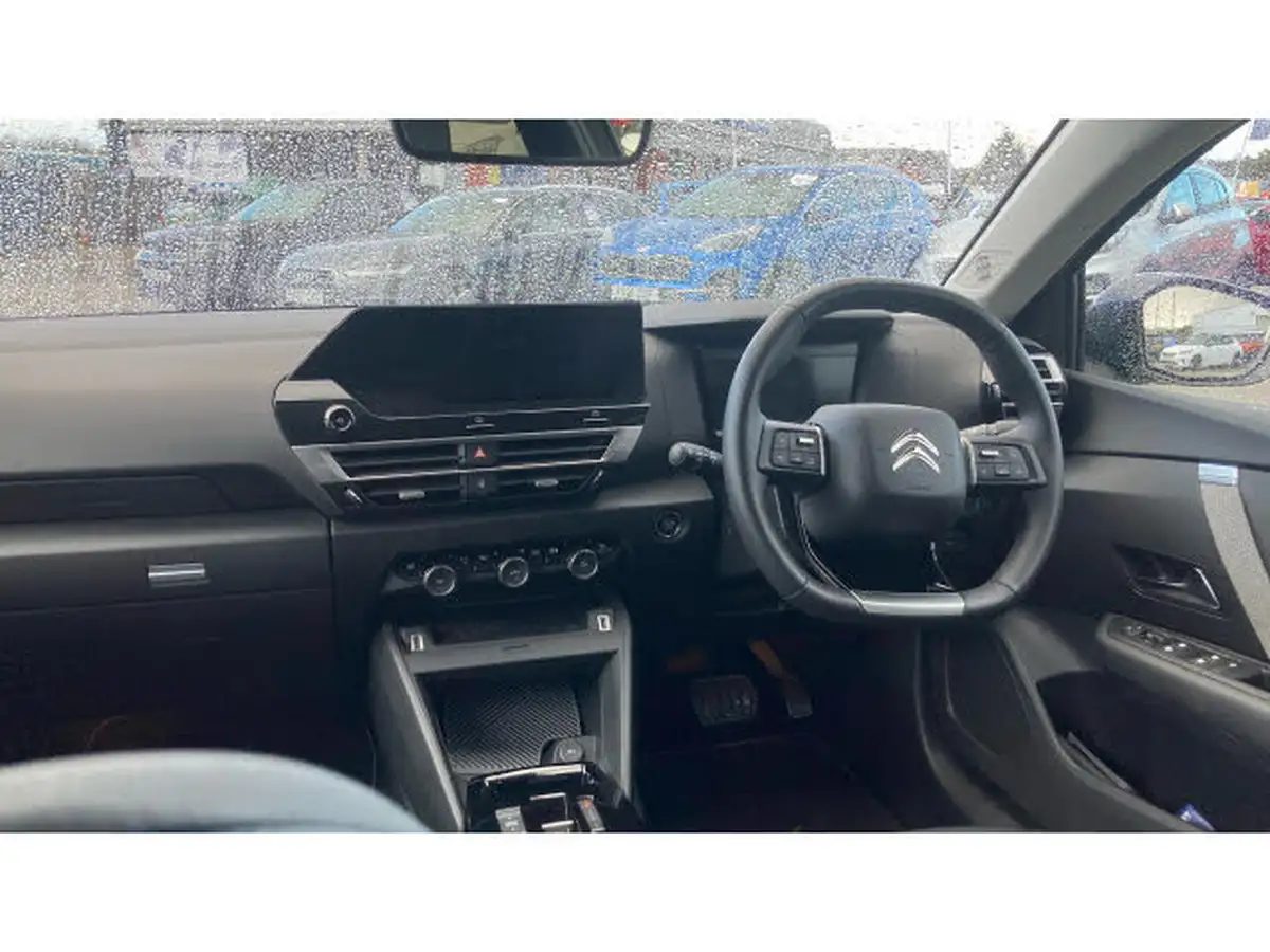 2024-citroen-c4-e-e-series-156ps-54kwh-big-9
