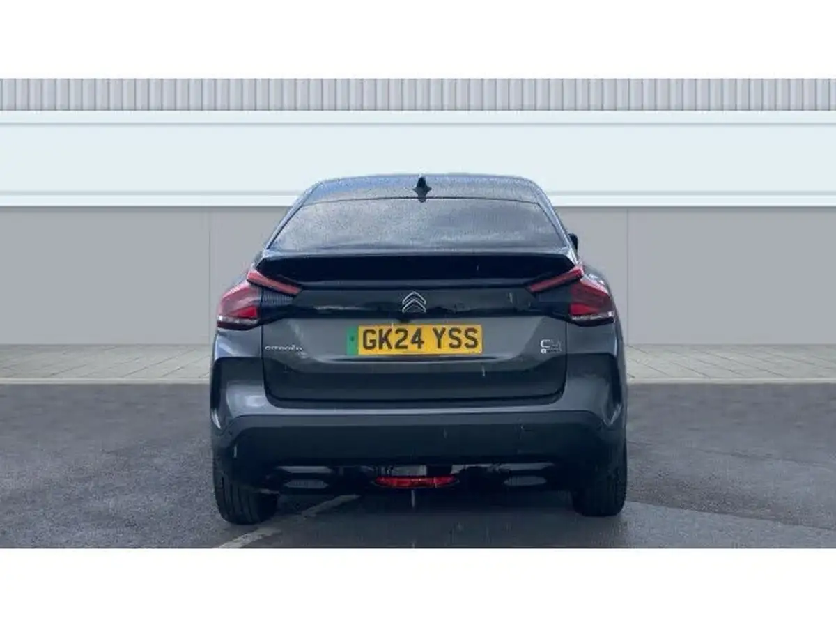 2024-citroen-c4-e-e-series-156ps-54kwh-big-5