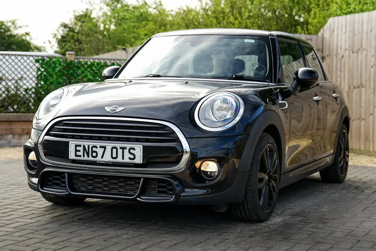 2017-mini-cooper-15-cooper-ss-hatchback-5d-big-5
