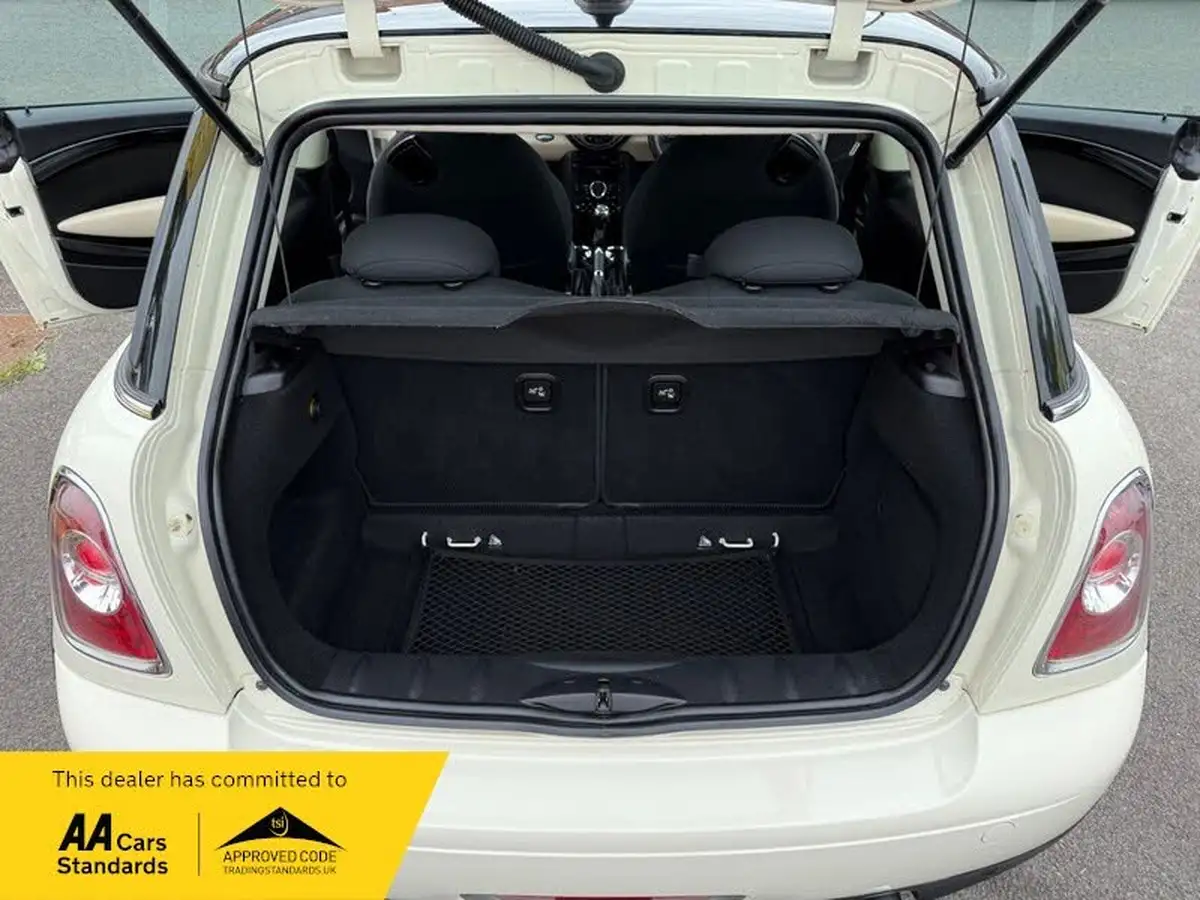 2013-mini-cooper-16-cooper-122bhp-sport-chili-hatchback-3d-big-14