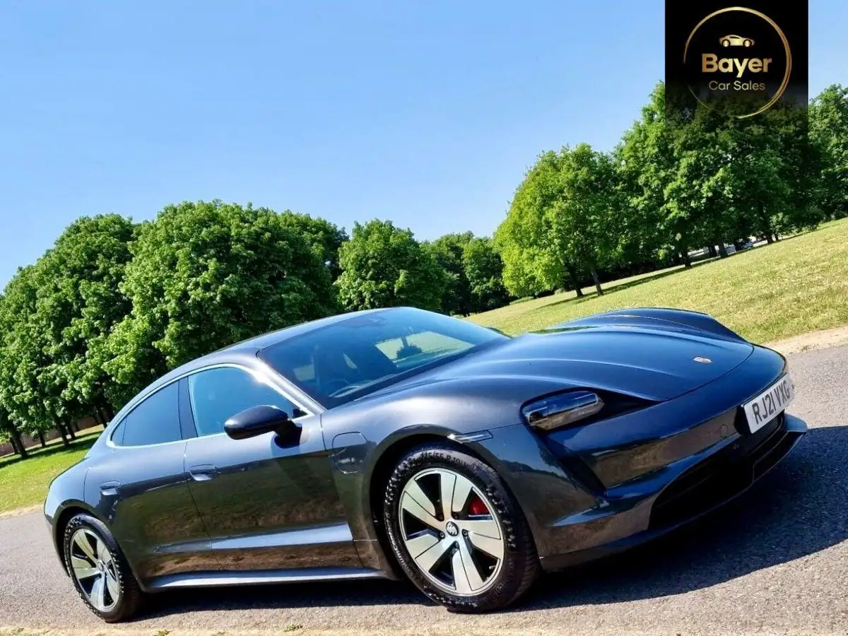 2021-porsche-taycan-e-4s-530ps-big-23