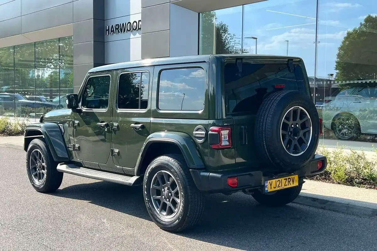 2021-jeep-wrangler-20-gme-80th-anniversary-5d-big-11