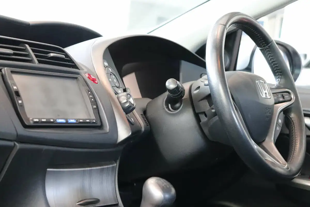2011-honda-civic-18-es-t-big-43