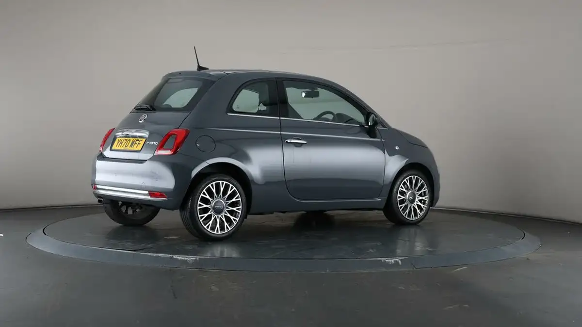 2020-fiat-500-10-star-big-57