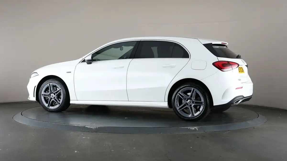 2020-mercedes-benz-a-class-13-a250e-amg-line-hatchback-5d-big-74