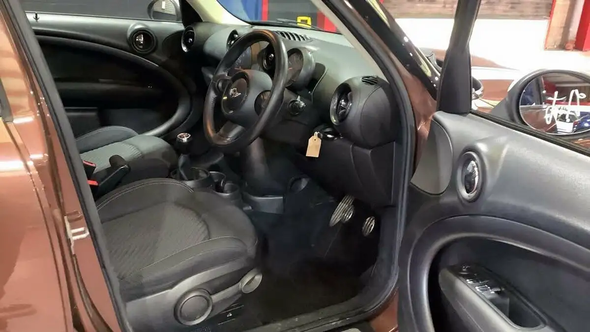 2015-mini-countryman-20td-cooper-sd-big-6