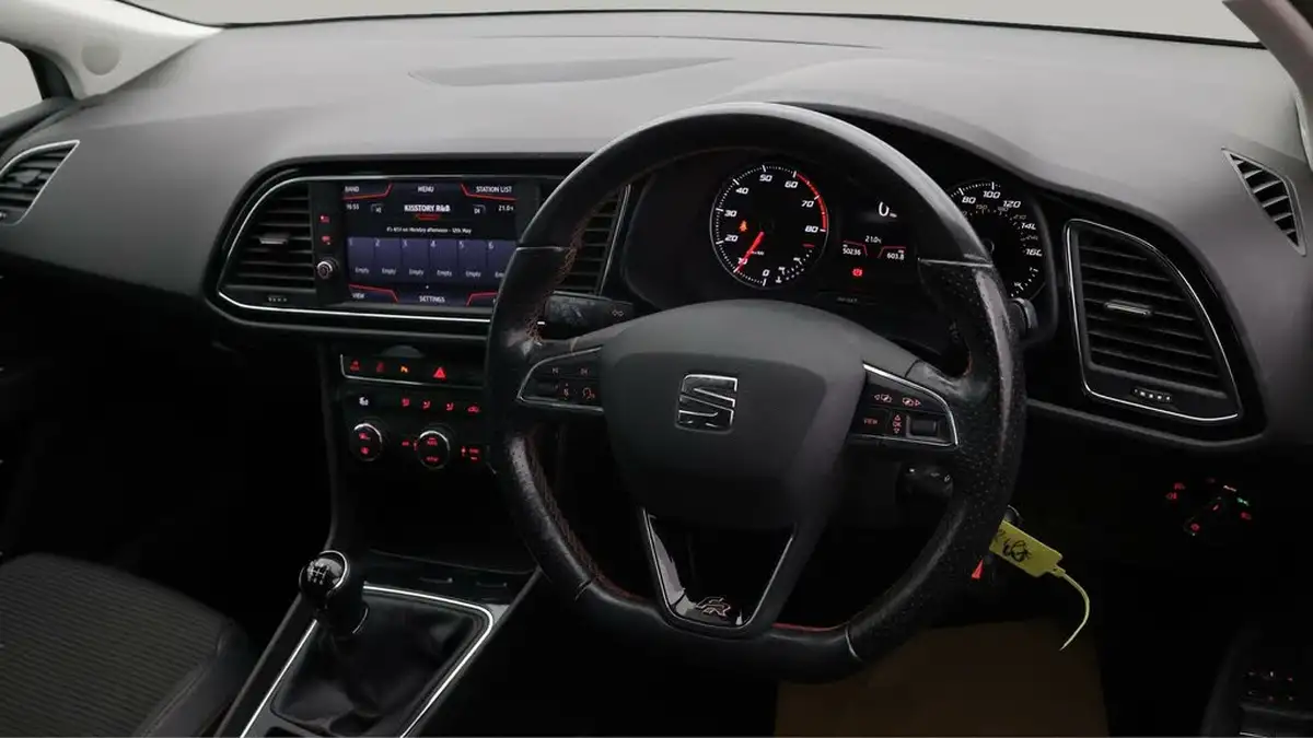 2019-seat-leon-15-tsi-evo-fr-130ps-ss-hatchback-big-8