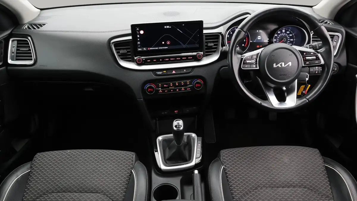 2022-kia-ceed-15-t-gdi-3-sportswagon-big-13