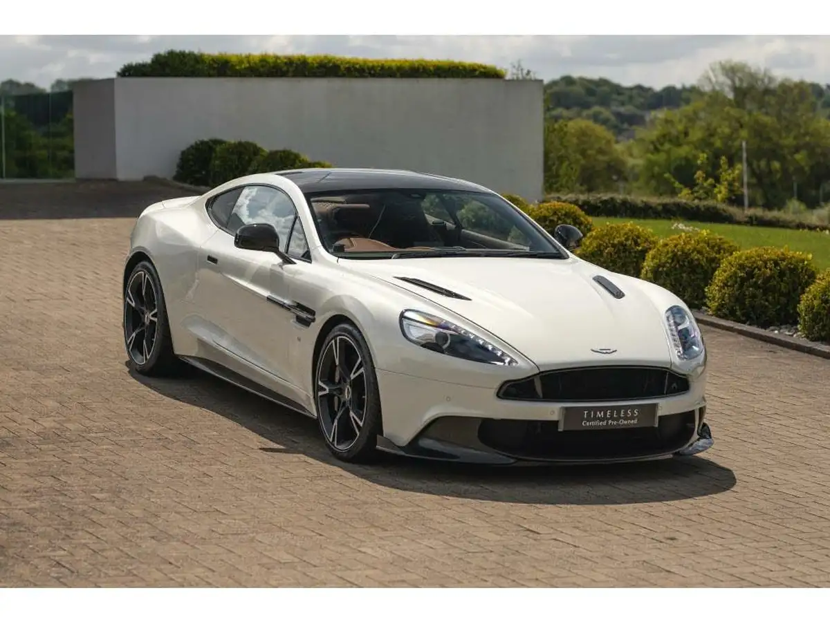 2018-aston-martin-vanquish-big-6