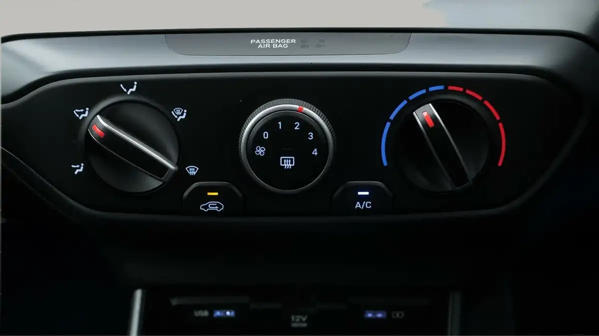 2022-hyundai-bayon-10-t-gdi-se-connect-dct-big-12