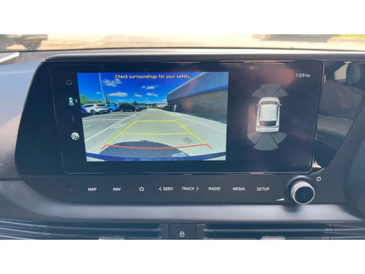 2024-hyundai-i20-10-t-gdi-premium-big-35