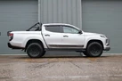 2020-mitsubishi-l200-22di-d-warrior-auto-small-3