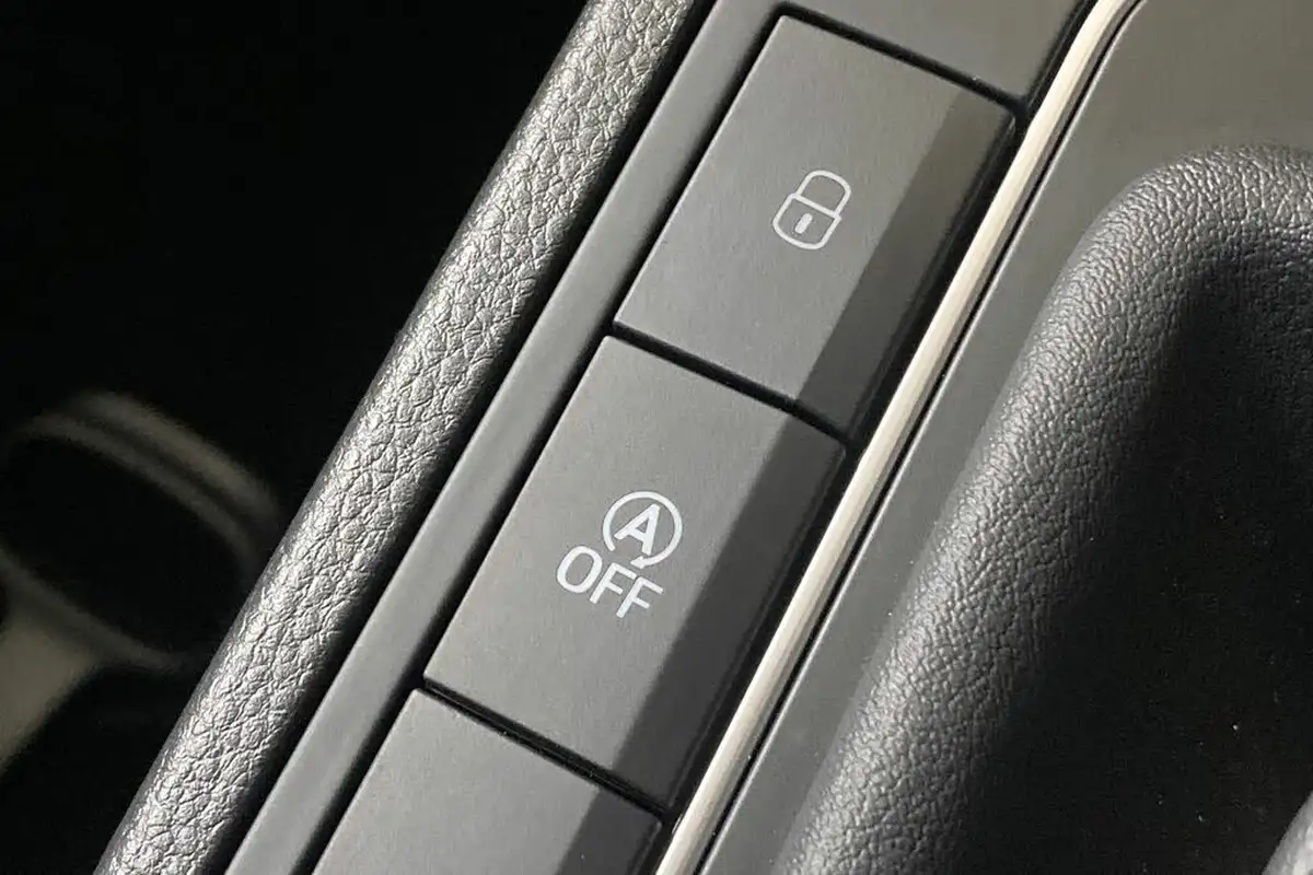 2025-seat-ibiza-10-tsi-xcellence-115ps-dsg-big-31