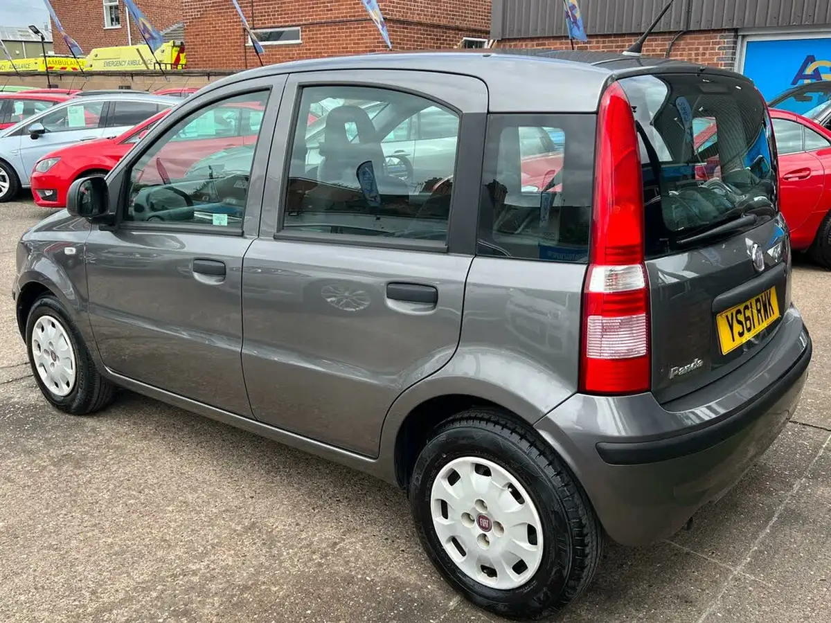 2012-fiat-panda-12-active-big-15