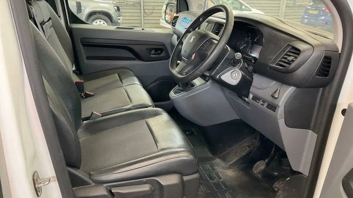 2021-peugeot-expert-15-bluehdi-professional-standard-1000-eu6dt-e-big-4