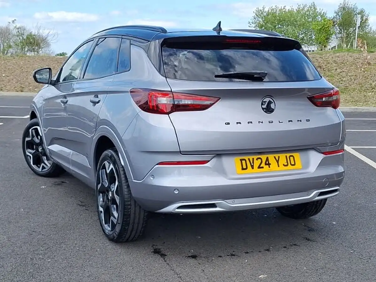 2024-vauxhall-grandland-12-ultimate-130ps-big-1