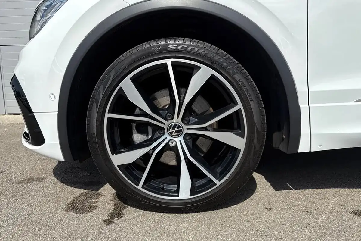 2021-volkswagen-tiguan-14-tsi-r-line-big-11