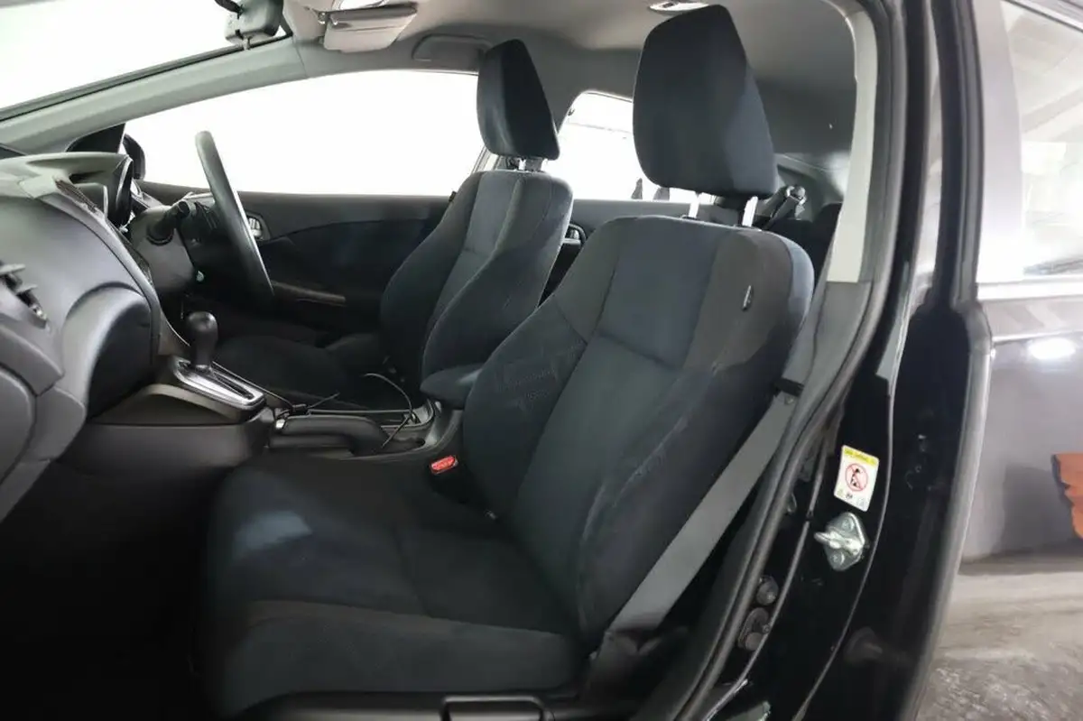 2013-honda-civic-18-se-auto-big-14