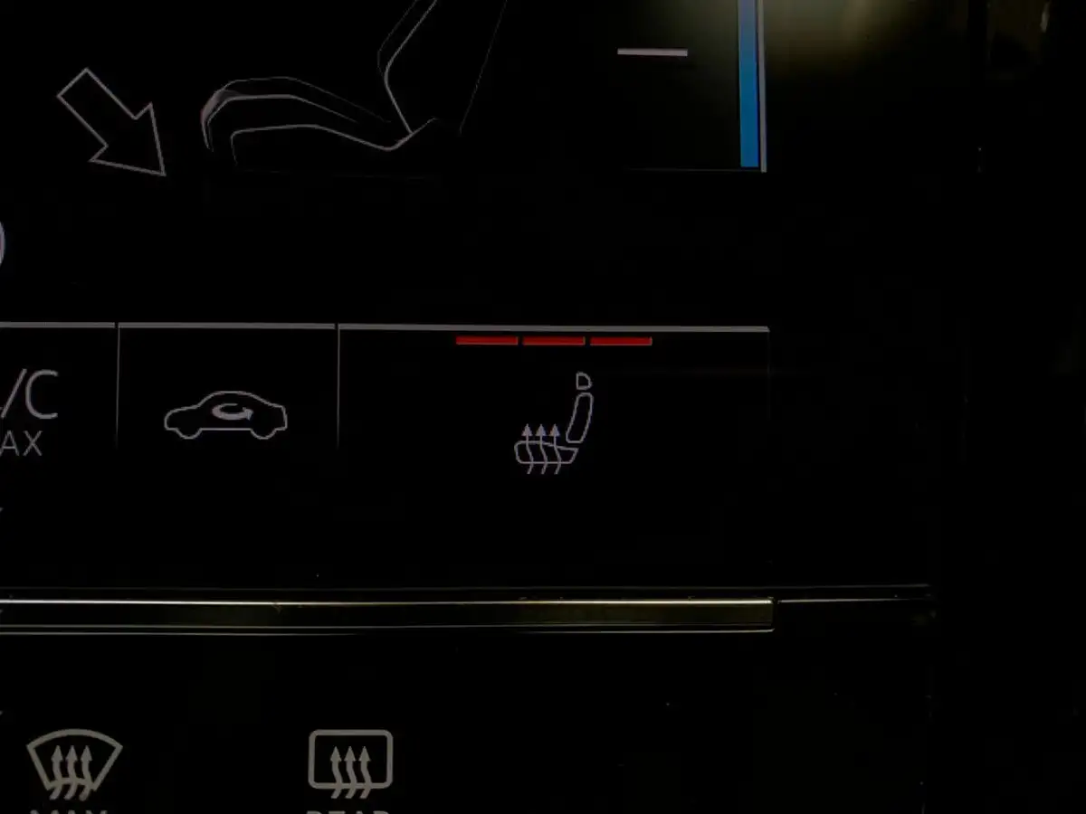 2021-audi-e-tron-55e-s-line-station-wagon-big-22