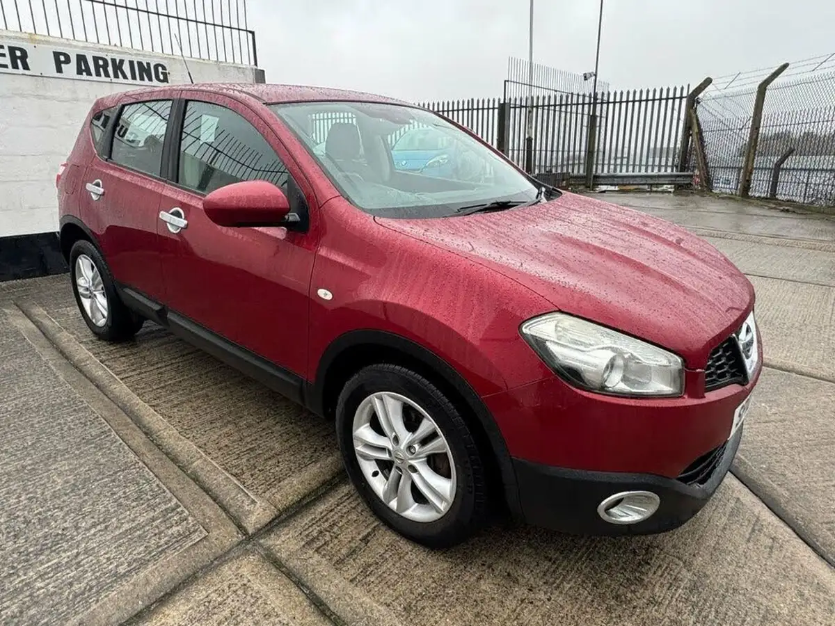 2010-nissan-qashqai-15td-acenta-big-11