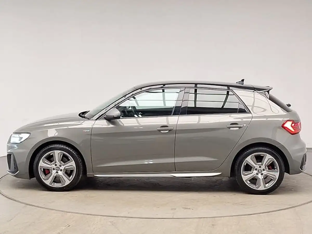 2019-audi-a1-20-40-tfsi-s-line-competition-big-3