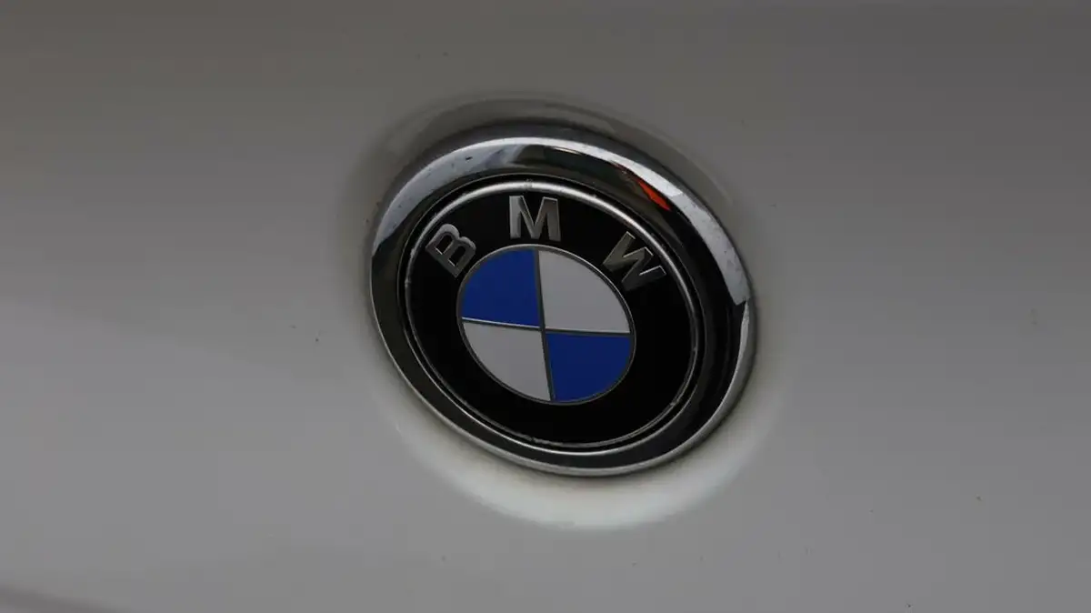 2018-bmw-1-series-15-118i-m-sport-3d-big-20