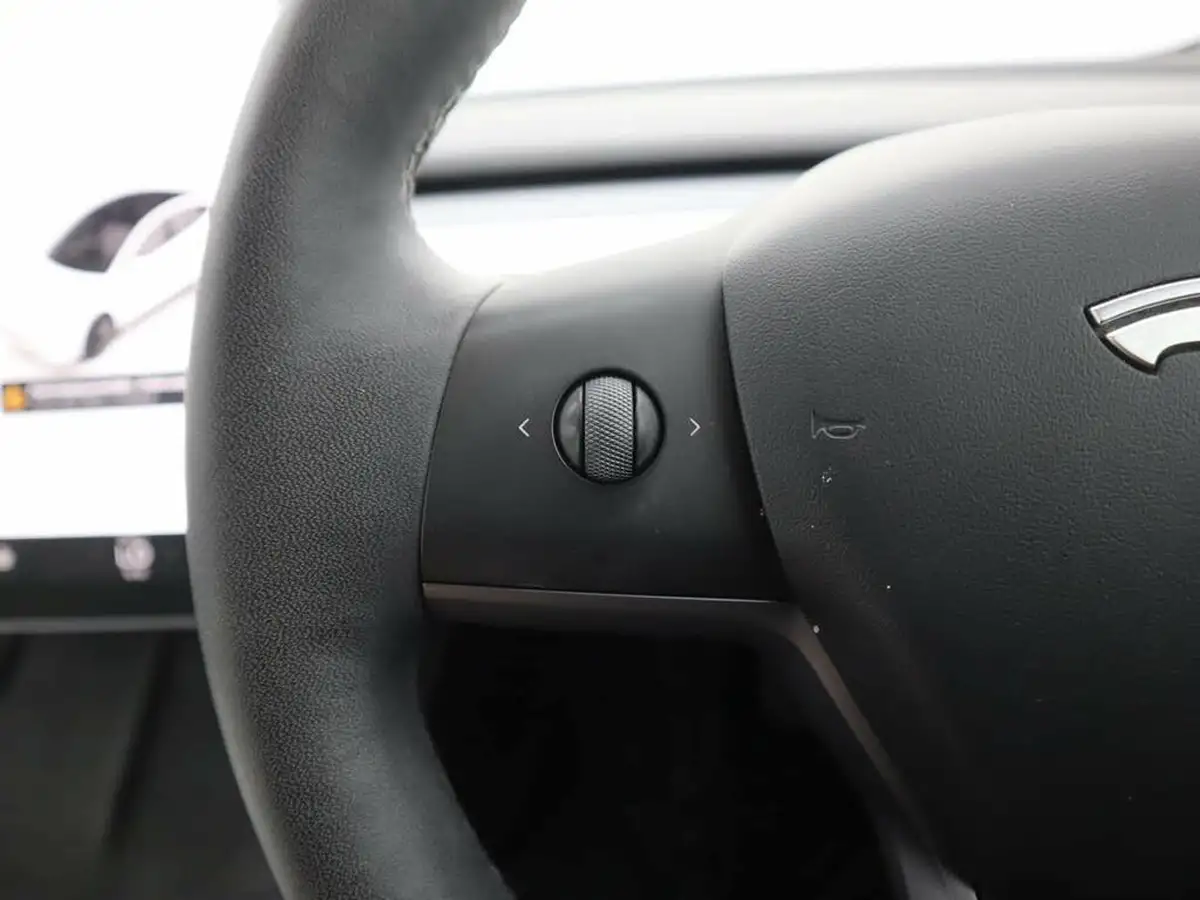 2021-tesla-model-3-e-standard-plus-big-34