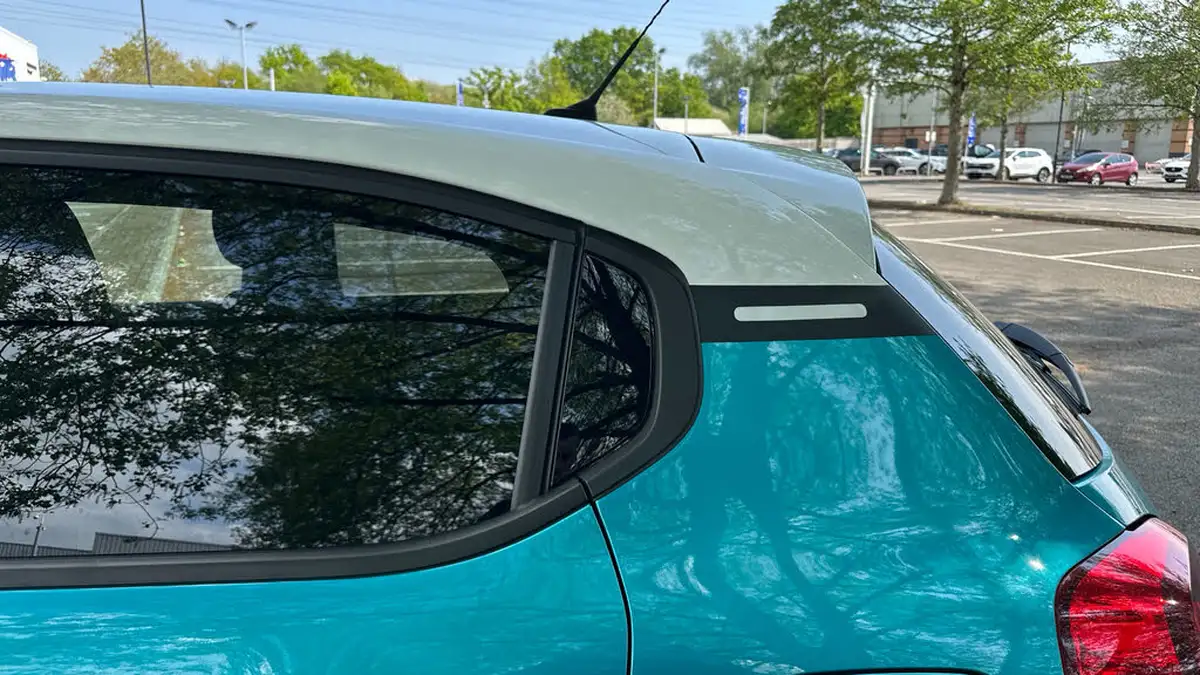 2022-citroen-c3-12-puretech-shine-plus-110ps-ss-eat6-big-42