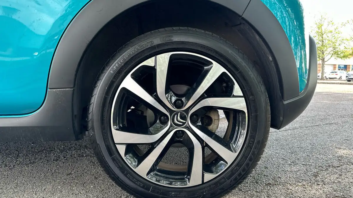 2022-citroen-c3-12-puretech-shine-plus-110ps-ss-eat6-big-14