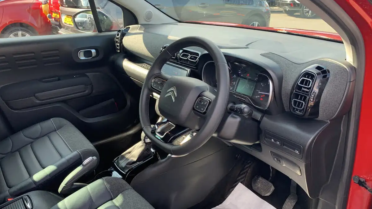 2022-citroen-c3-aircross-12-puretech-shine-plus-130ps-eat6-big-10
