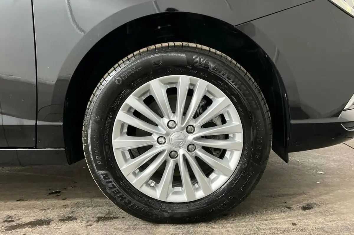 2022-mg-mg5-e-exclusive-ev-long-range-big-13