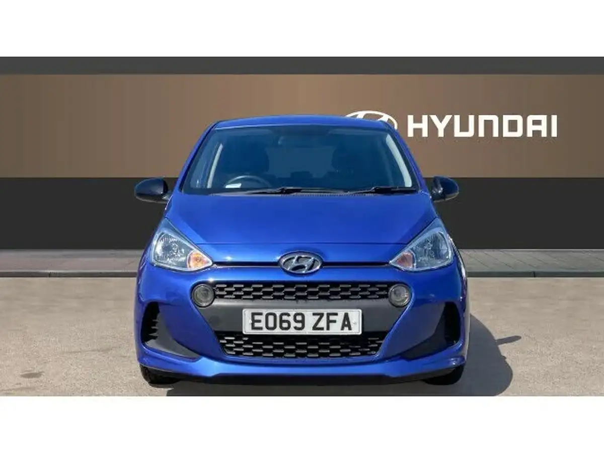 2019-hyundai-i10-10-play-big-2