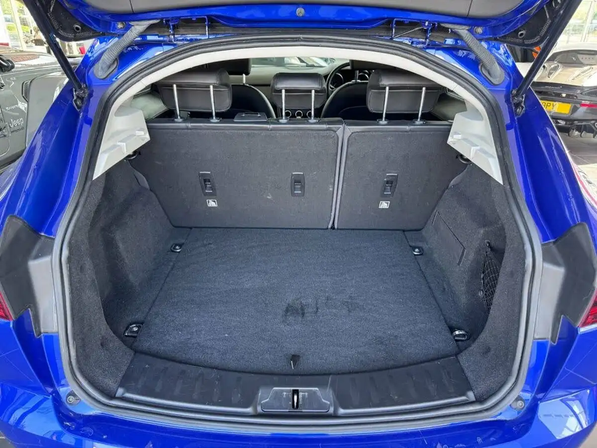 2018-jaguar-e-pace-20-i4d-s-awd-ss-auto-big-19