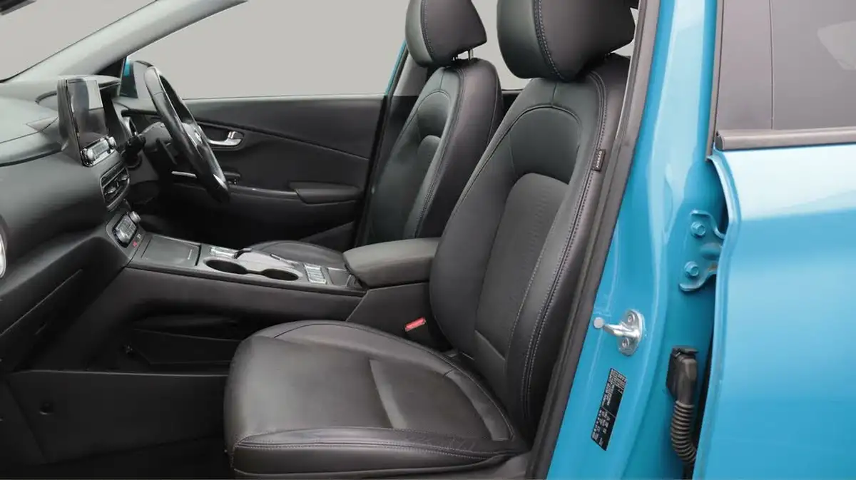 2021-hyundai-kona-e-ultimate-big-14