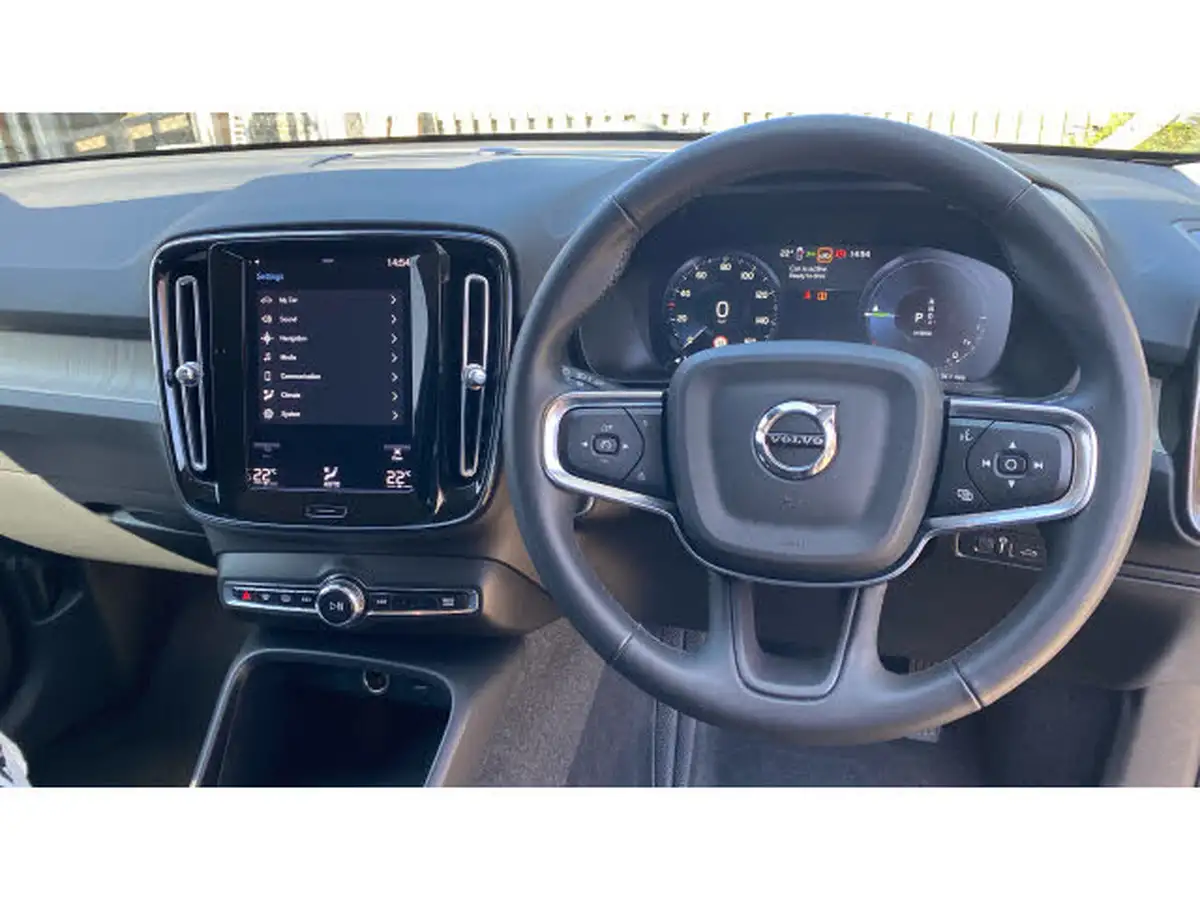 2022-volvo-xc40-15-t4-inscription-big-38