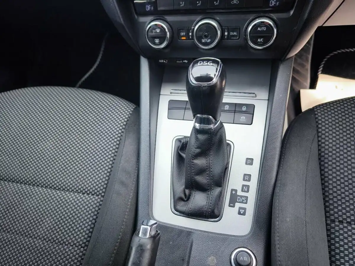 2014-skoda-octavia-14-se-hatchback-dsg-big-20