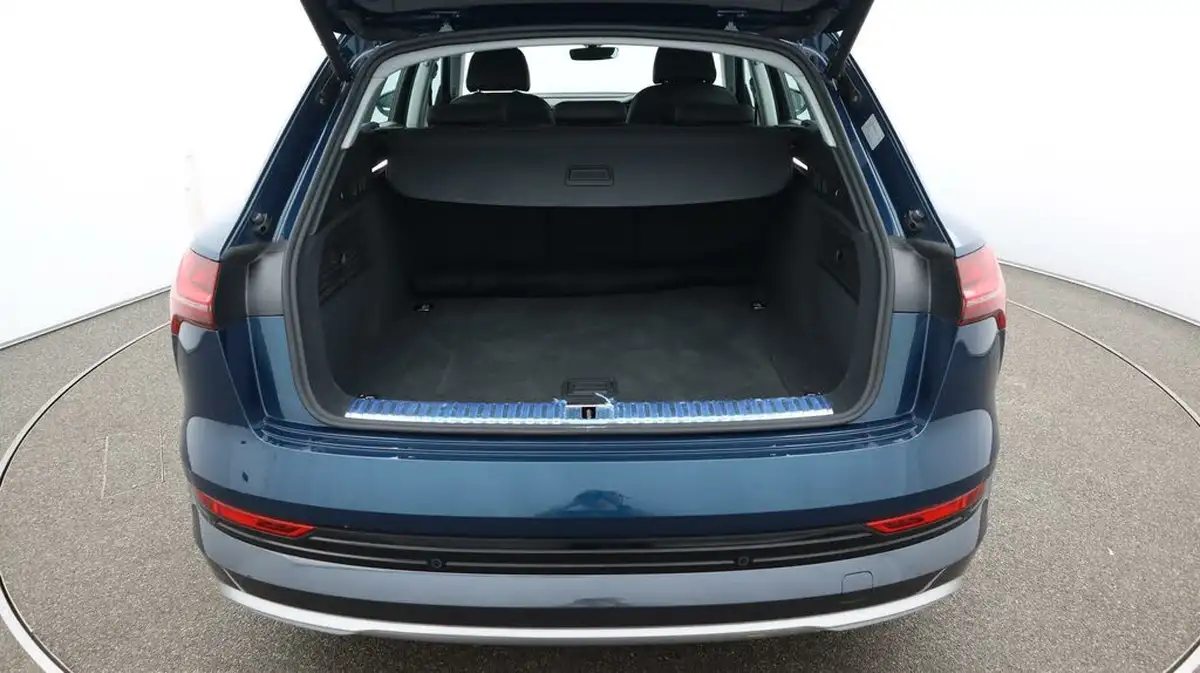 2021-audi-e-tron-50e-technik-station-wagon-big-50