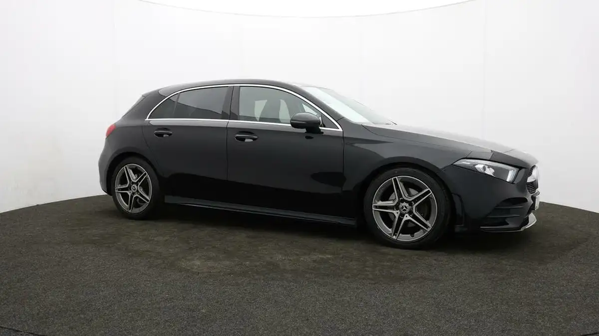 2019-mercedes-benz-a-class-13-a200-amg-line-hatchback-5d-big-36