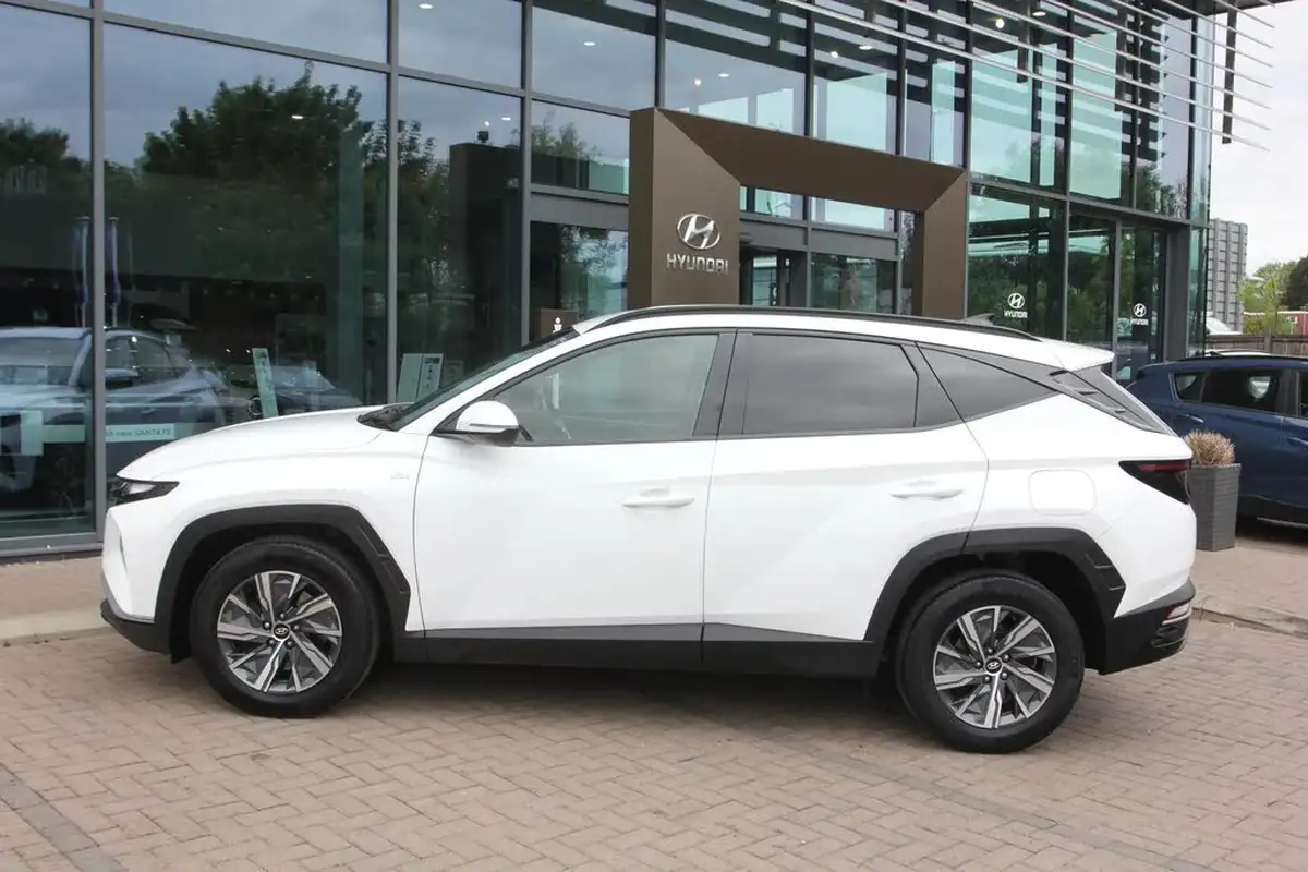2021-hyundai-tucson-16-t-gdi-se-connect-150ps-48-volt-mhev-big-4