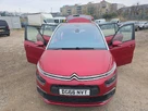 2016-citroen-grand-c4-picasso-16bluehdi-feel-eat6-small-8
