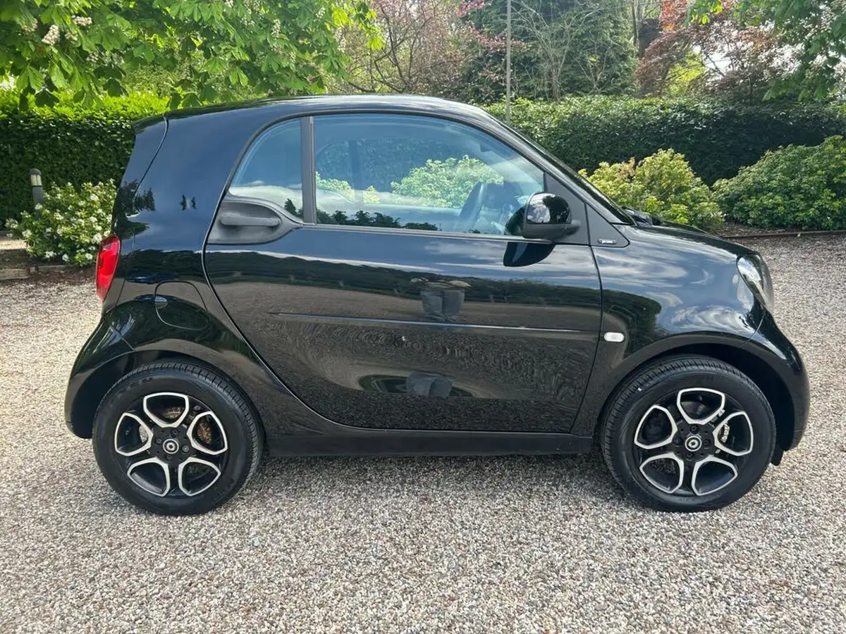 2017-smart-fortwo-10-prime-71bhp-ss-coupe-big-8