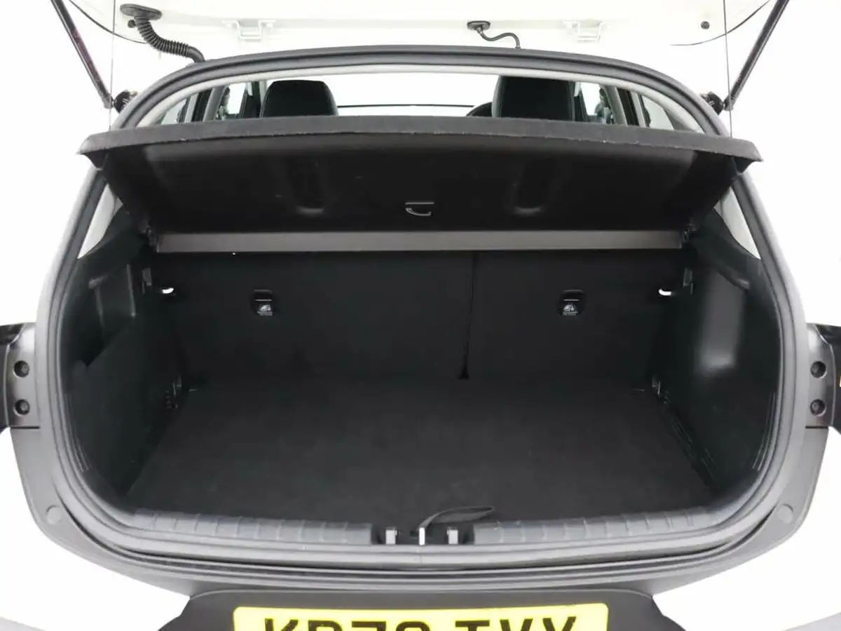 2020-kia-stonic-10-t-gdi-4-dct-big-18