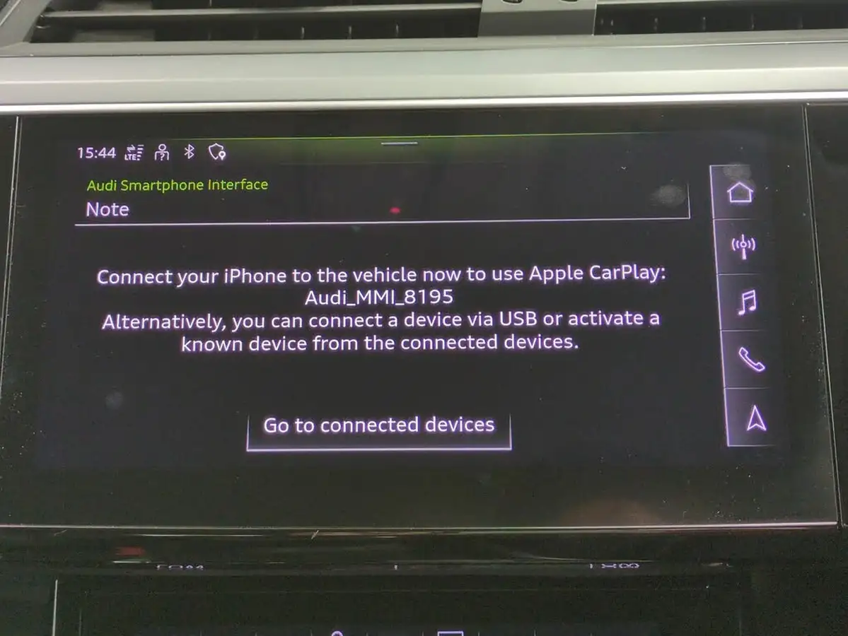 2021-audi-e-tron-50e-technik-station-wagon-big-15