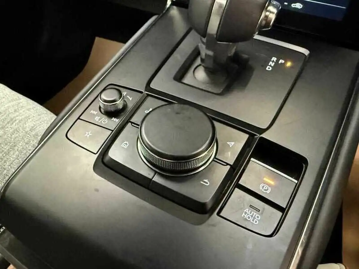 2021-mazda-mx-30-e-gt-sport-tech-big-19
